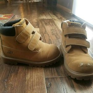Boy's boots